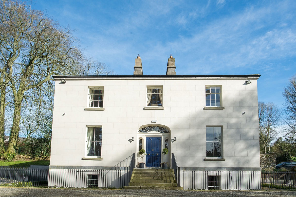 Dog-Friendly Accommodation at Boyne House Slane, Chapel Street, Slane, Co. Meath